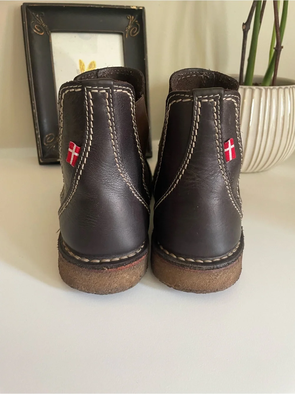 Duckfeet Roskilde “Slate” with Contrast Stitching